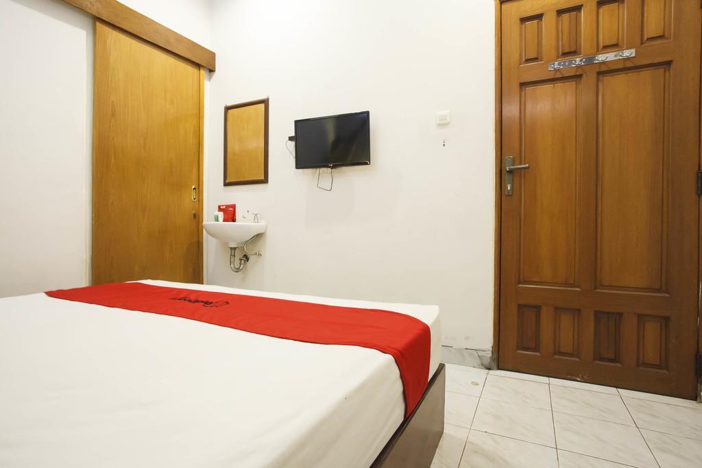 Reddoorz Near Juanda Airport T1 Hotel Brebek Eksteriør billede